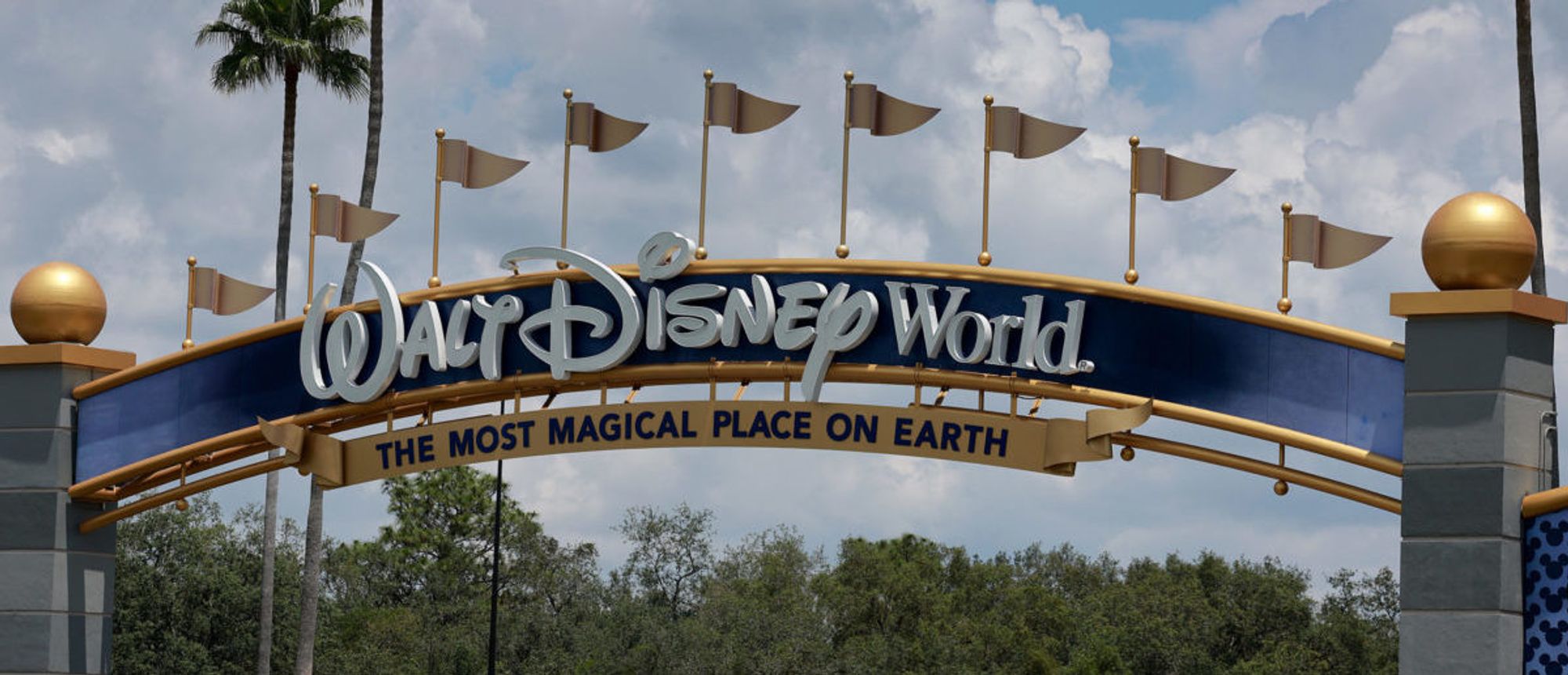 Fact Check Did Disney World Castle Burn Down Conservative Review