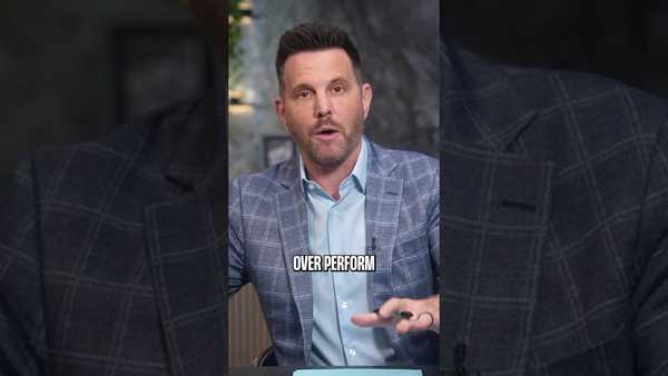 Watch Pollster's Face as He Realizes Polls May Be Lying About Dems Odds of Winning