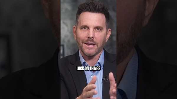 BREAKING: New Details of Raid on Ilhan Omar’s Home in Criminal Investigation