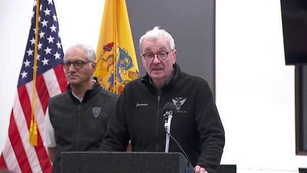 NJ Rail Workers Agree To End Strike After Weekend Of Commuter Chaos