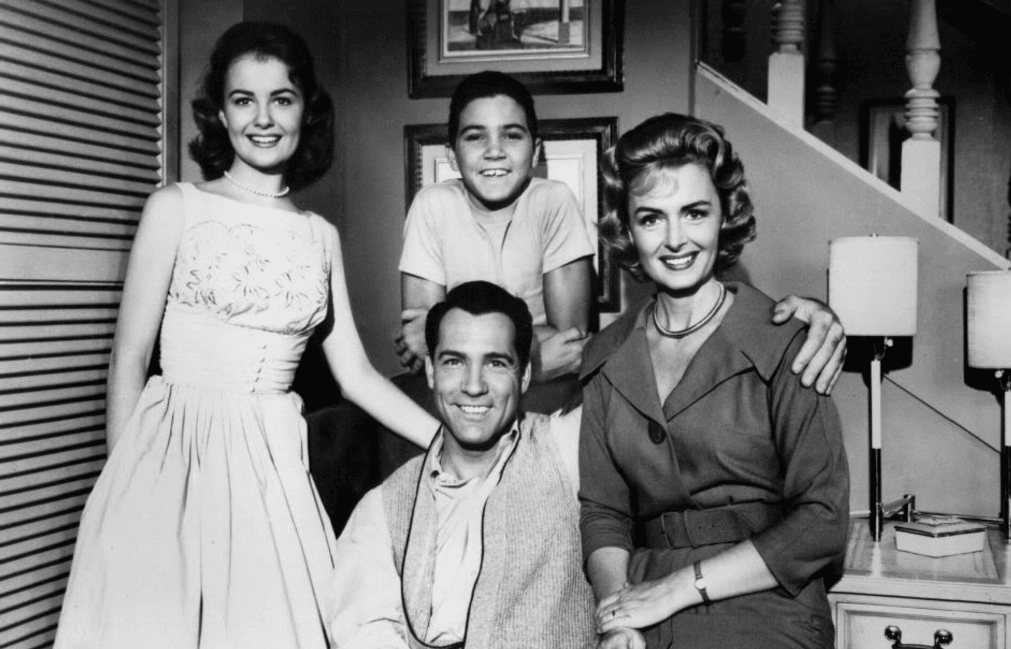 What Donna Reed Can Teach Us About Motherhood - Conservative Review